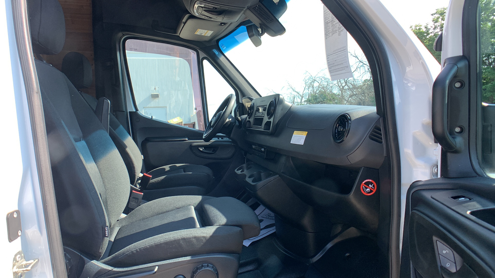 2019 Mercedes-Benz Sprinter Cargo Van  23