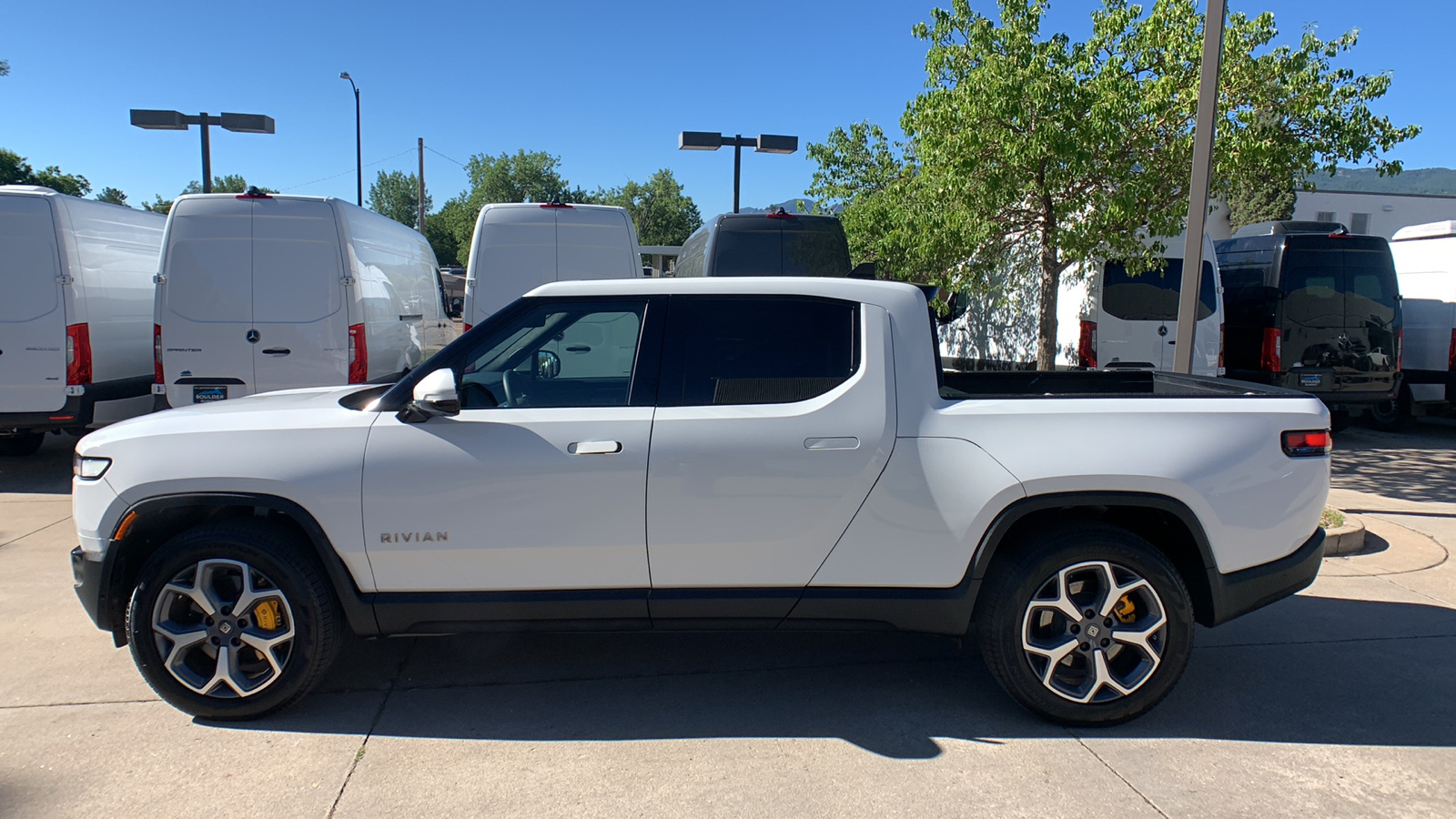 2022 Rivian R1T Launch Edition 2