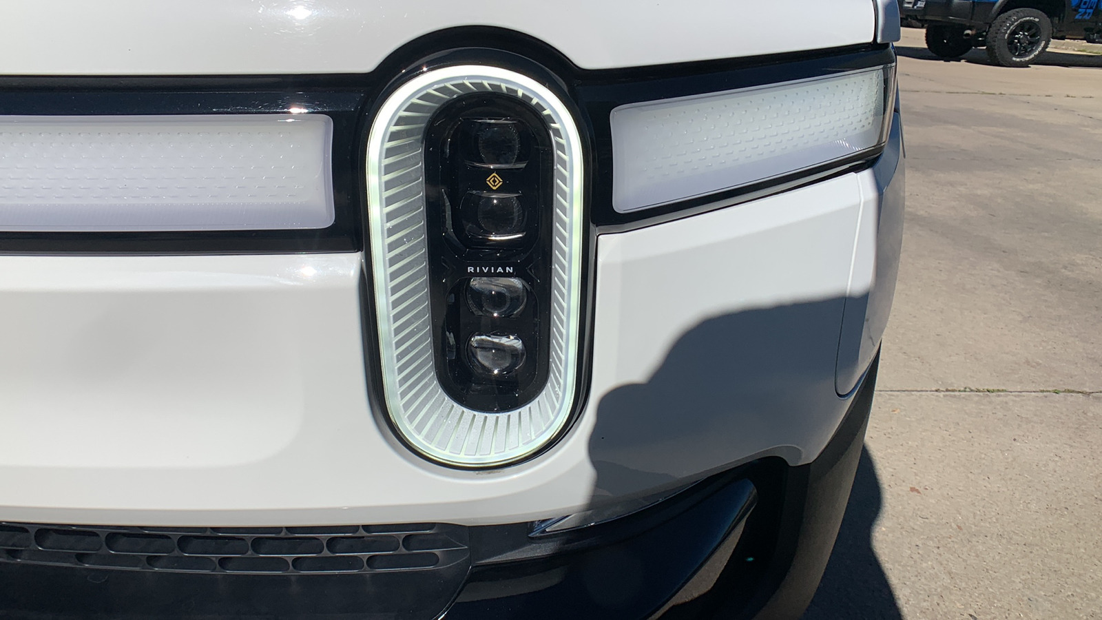 2022 Rivian R1T Launch Edition 9