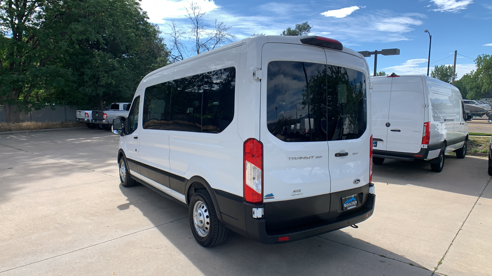 2023 Ford Transit Passenger Wagon XLT 3