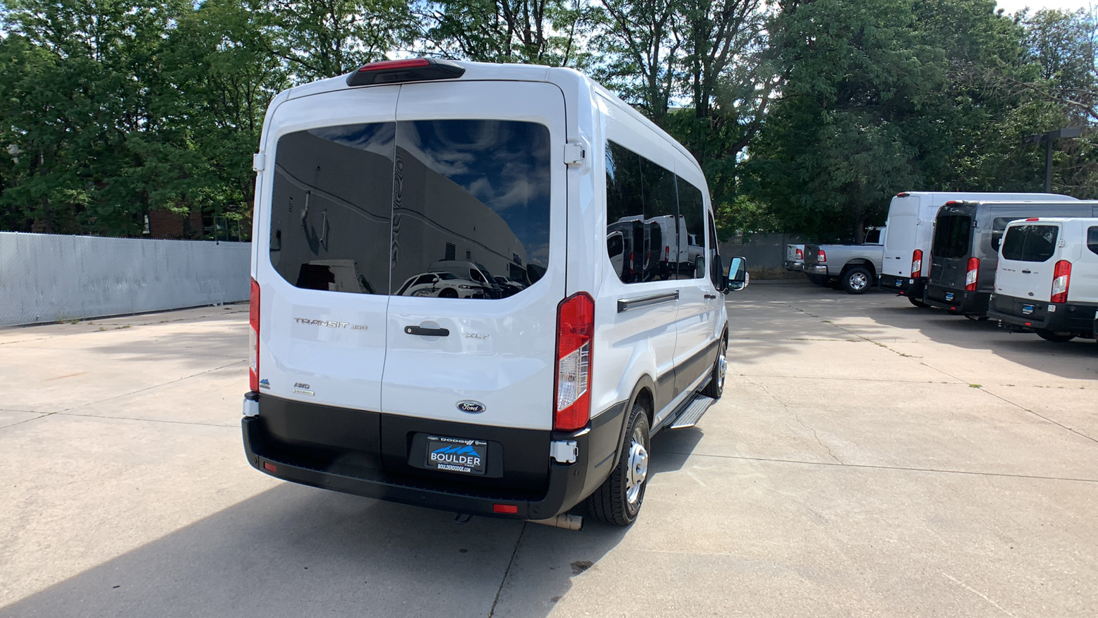 2023 Ford Transit Passenger Wagon XLT 5