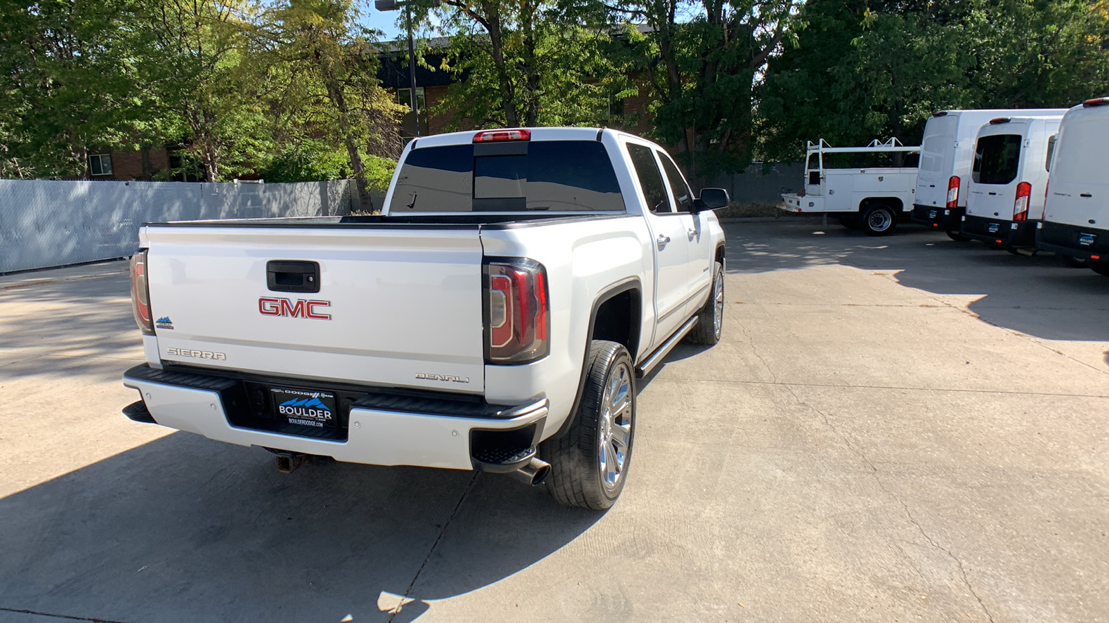 2016 GMC Sierra 1500 Denali 5