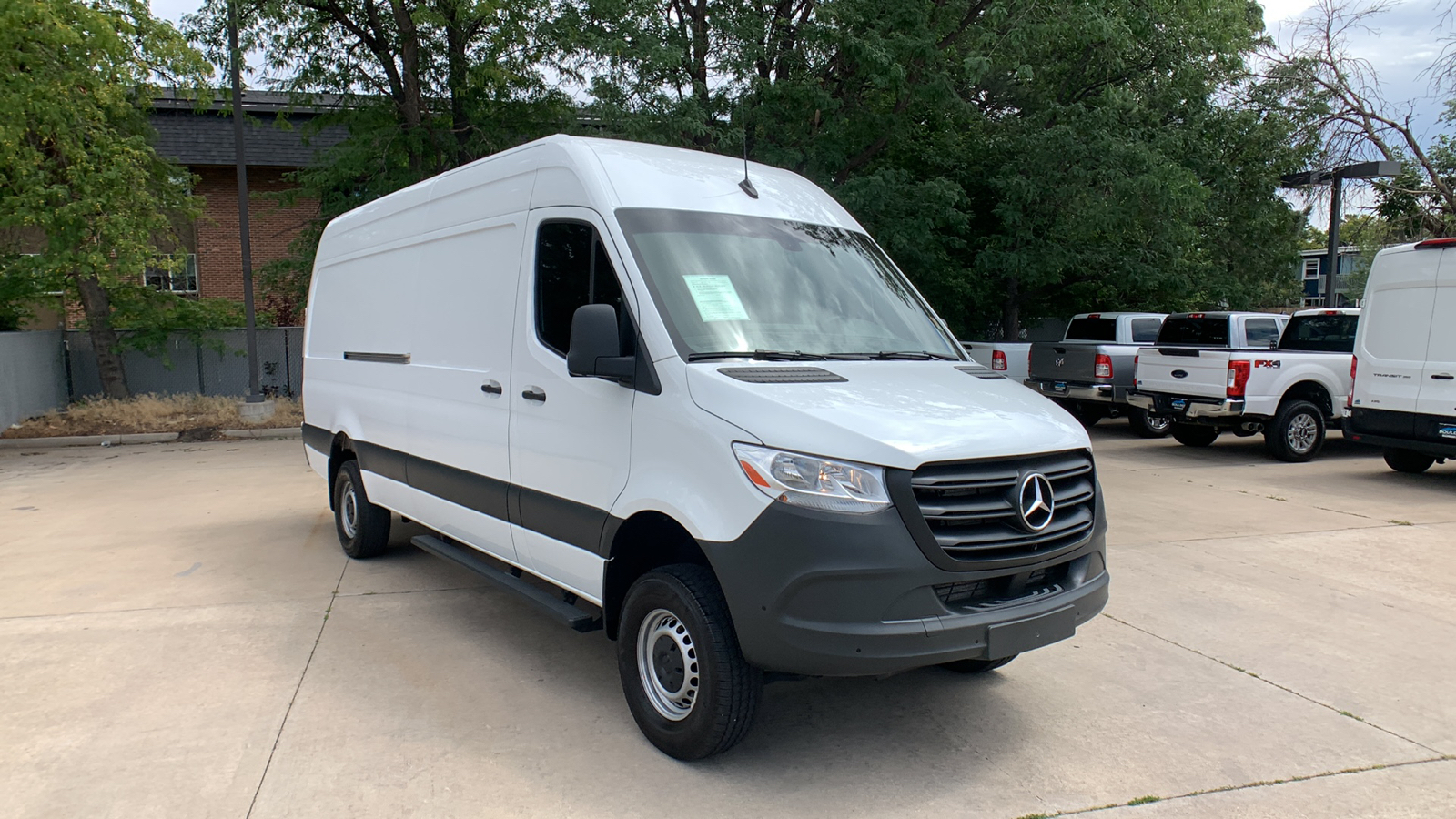 2023 Mercedes-Benz Sprinter Cargo Van  7