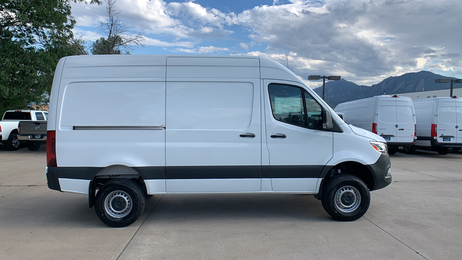 2023 Mercedes-Benz Sprinter Cargo Van  6