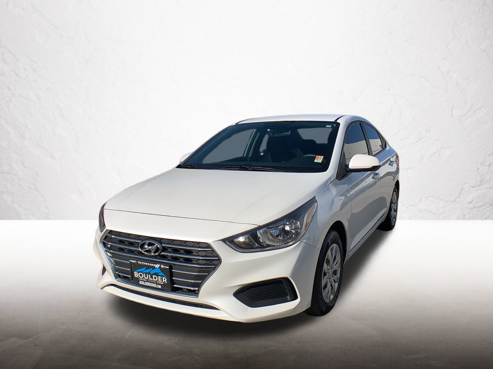 2022 Hyundai Accent SE 1