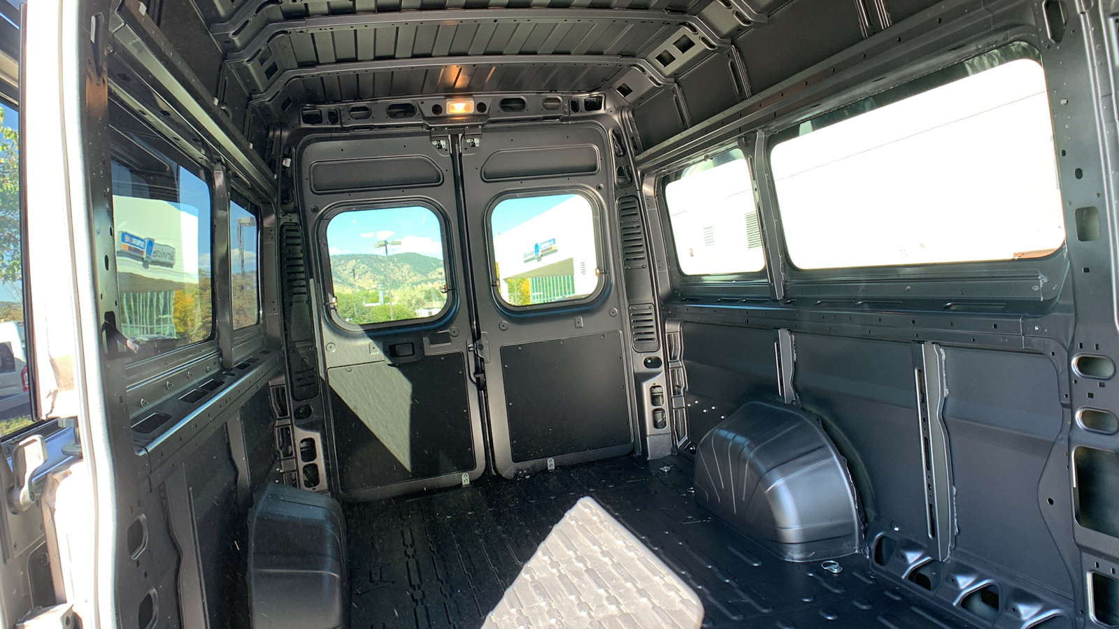 2023 Ram ProMaster Window Van  21