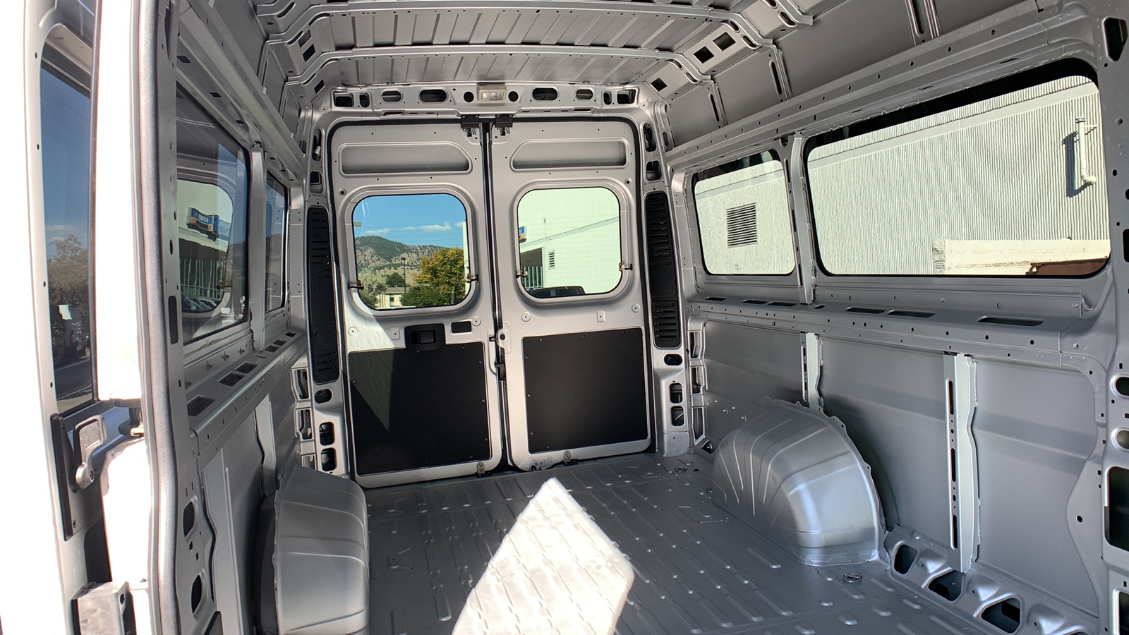 2023 Ram ProMaster Window Van  21