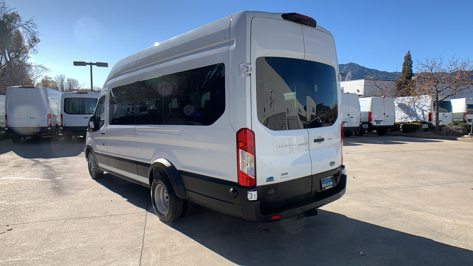 2020 Ford Transit Passenger Wagon XLT 3