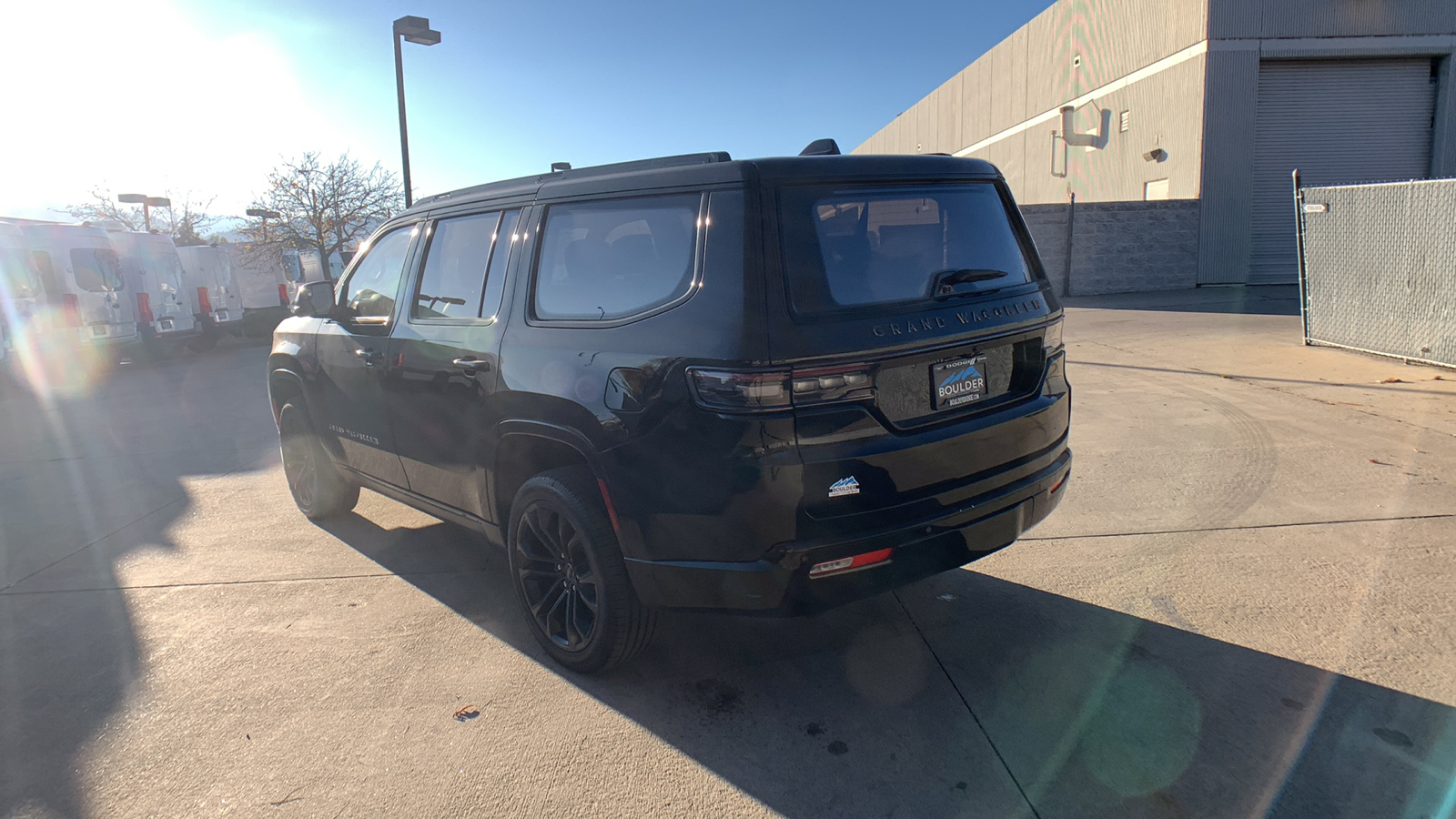 2022 Jeep Grand Wagoneer Series II Obsidian 3