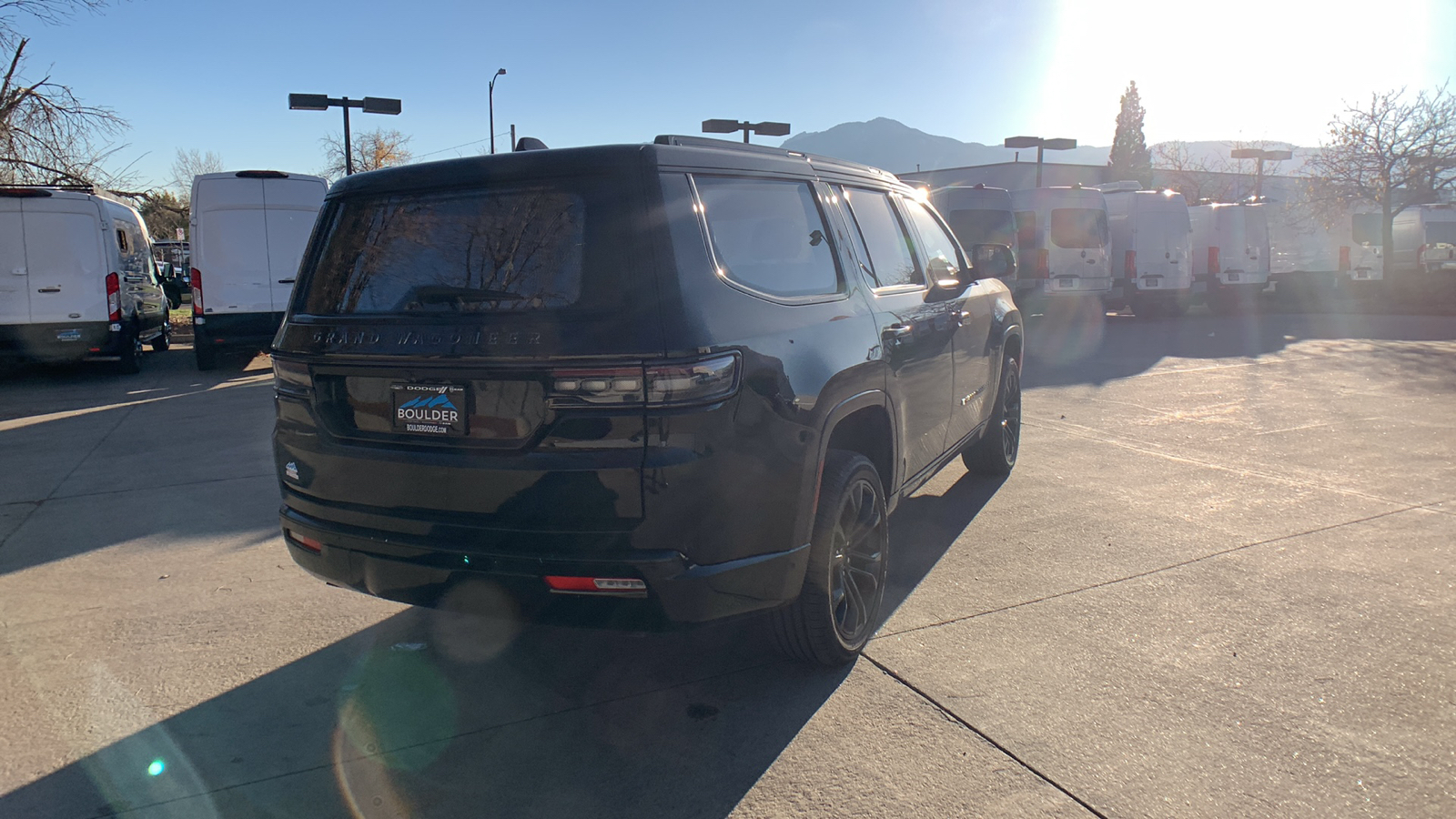 2022 Jeep Grand Wagoneer Series II Obsidian 5