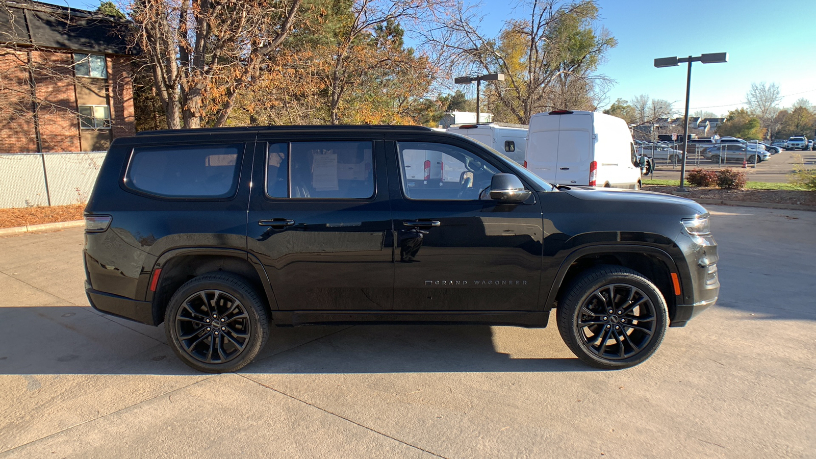 2022 Jeep Grand Wagoneer Series II Obsidian 6