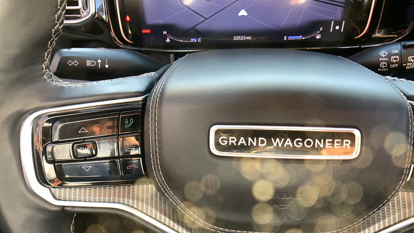 2022 Jeep Grand Wagoneer Series II Obsidian 12