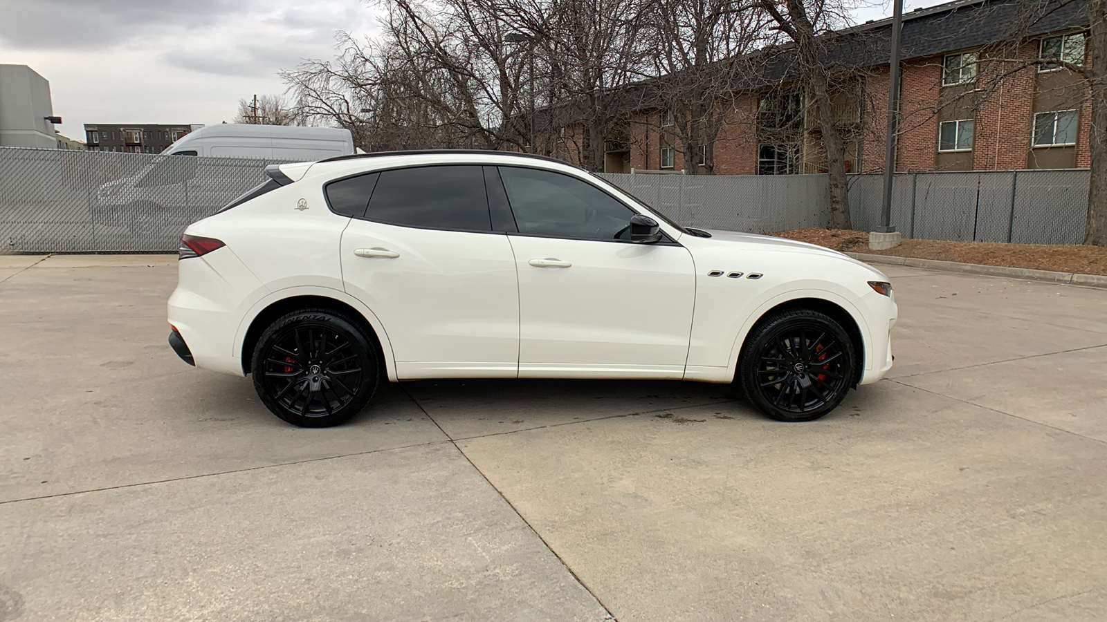 2021 Maserati Levante S 6