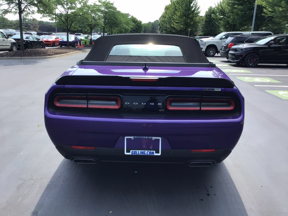 2023 Dodge Challenger R/T 8