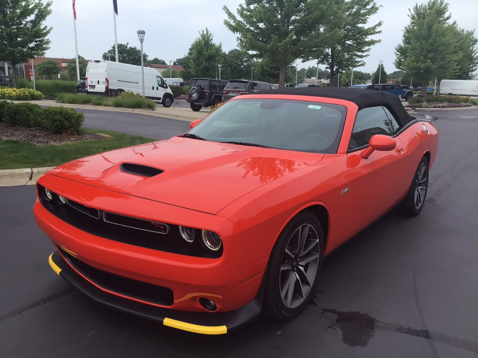 2023 Dodge Challenger R/T 3