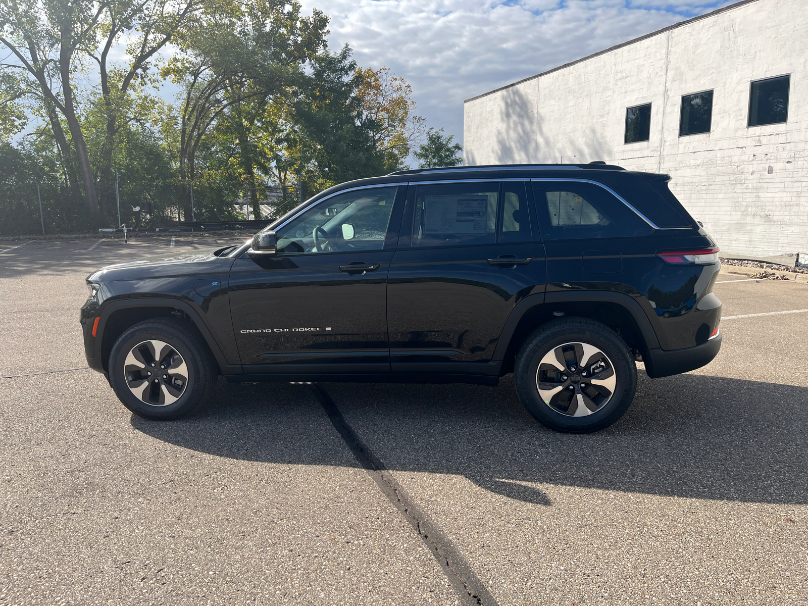 2024 Jeep Grand Cherokee Base 4xe 2