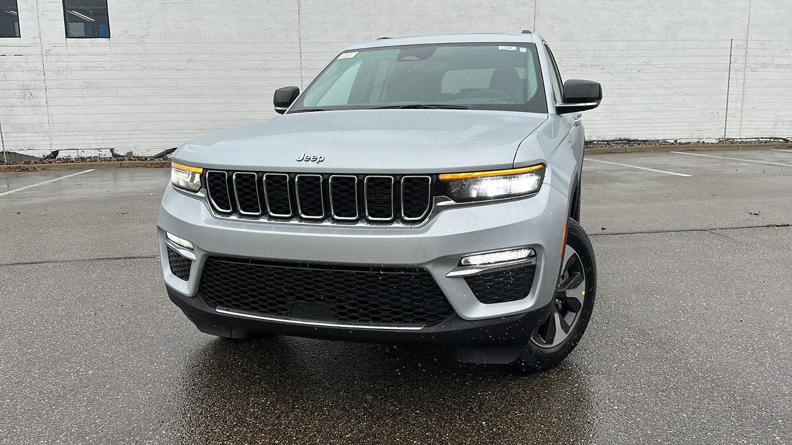 2024 Jeep Grand Cherokee Base 4xe 1