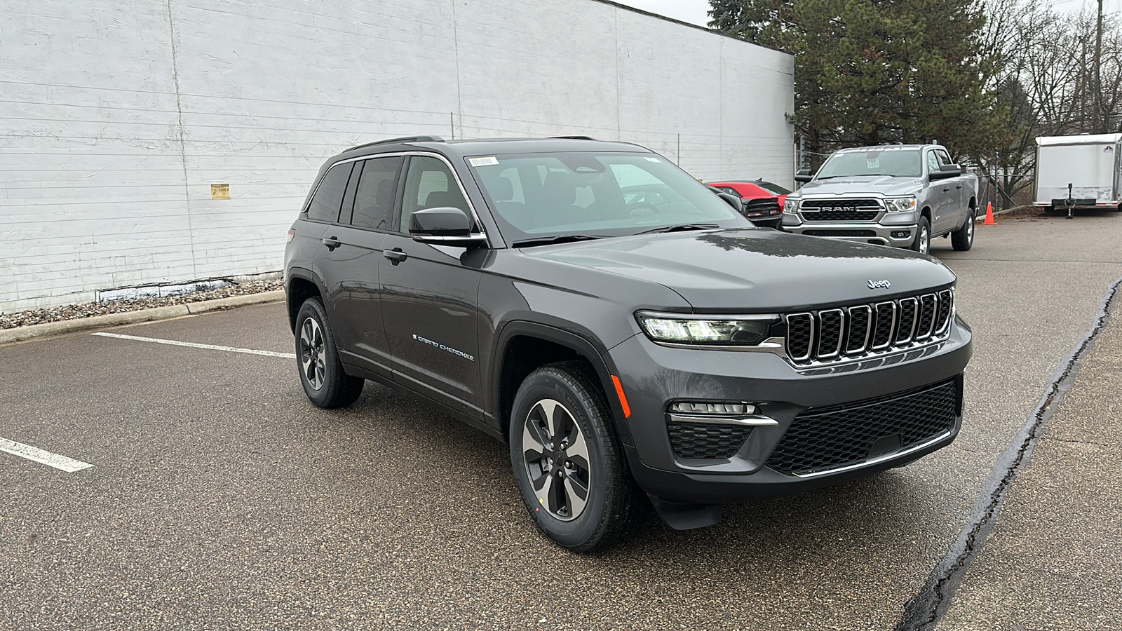 2024 Jeep Grand Cherokee Base 4xe 7