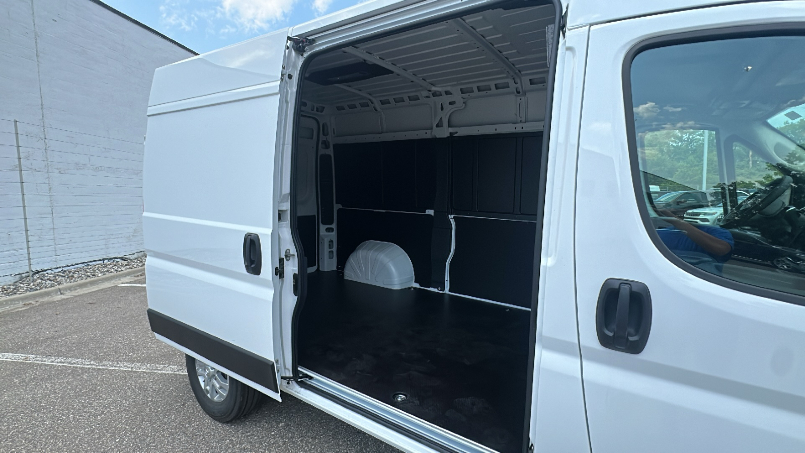 2024 Ram ProMaster 1500 Base 13