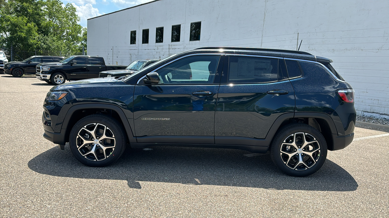 2024 Jeep Compass Limited 2