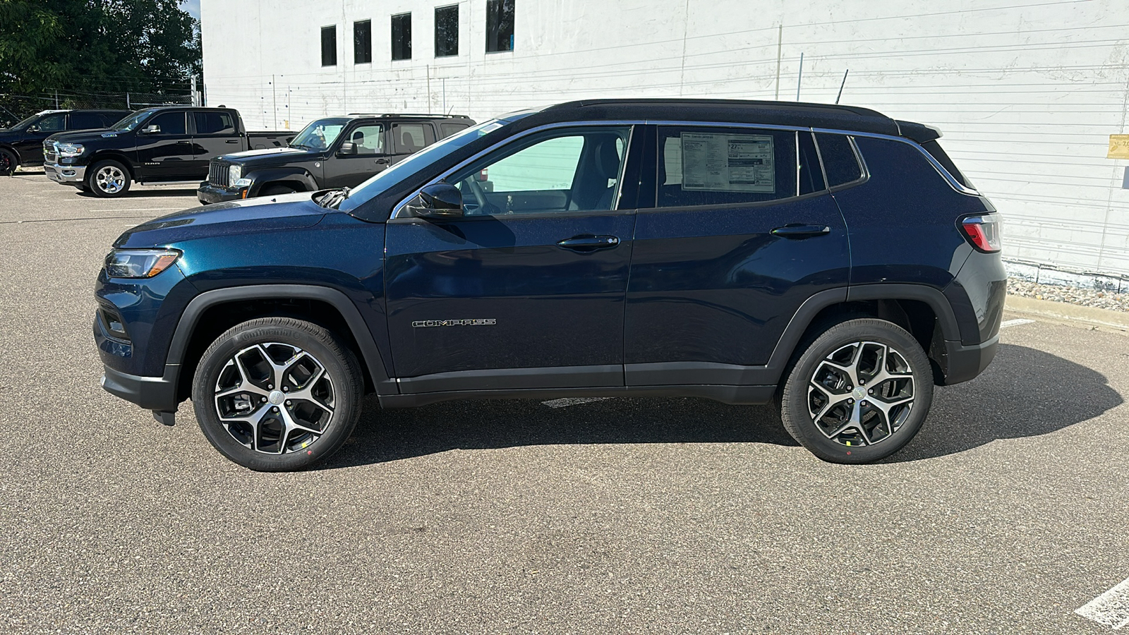 2024 Jeep Compass Limited 2