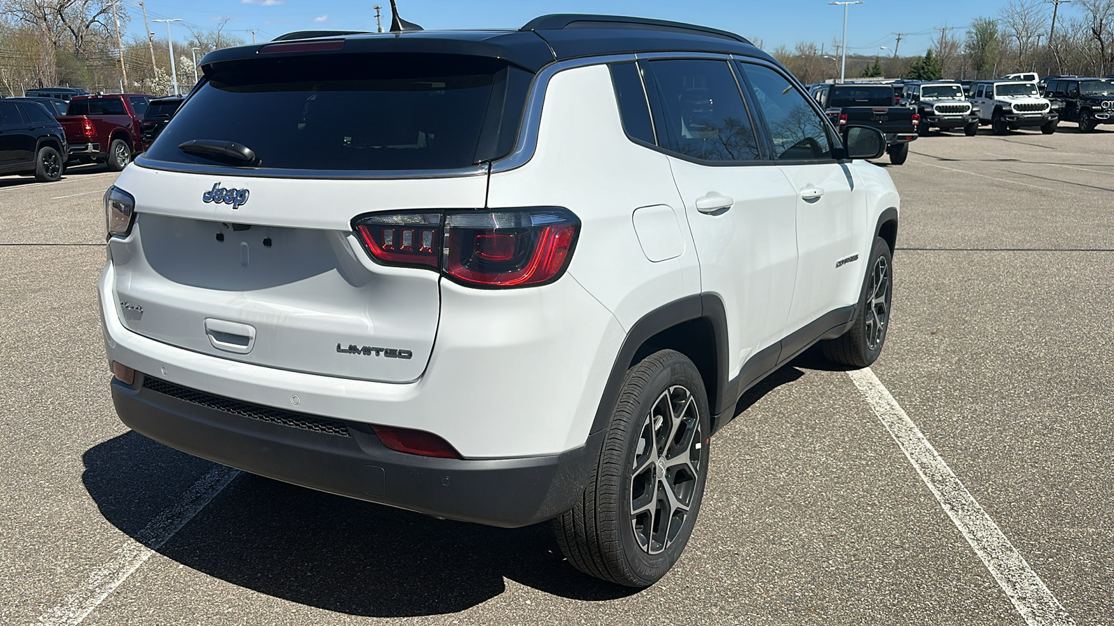 2024 Jeep Compass Limited 5