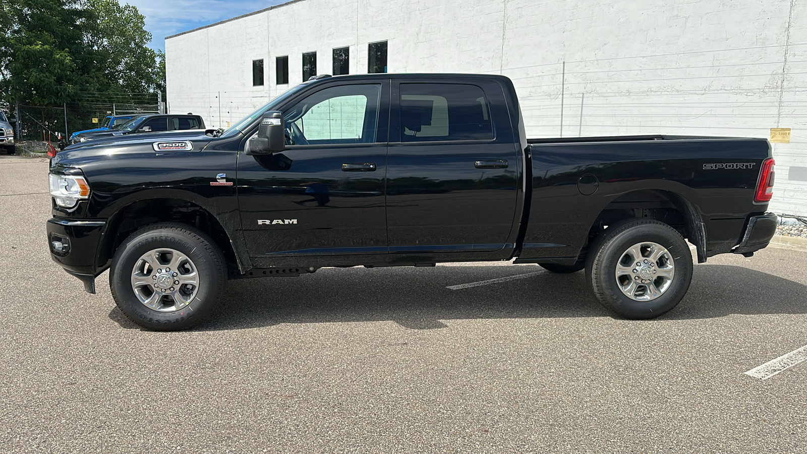 2024 Ram 3500 Big Horn 2