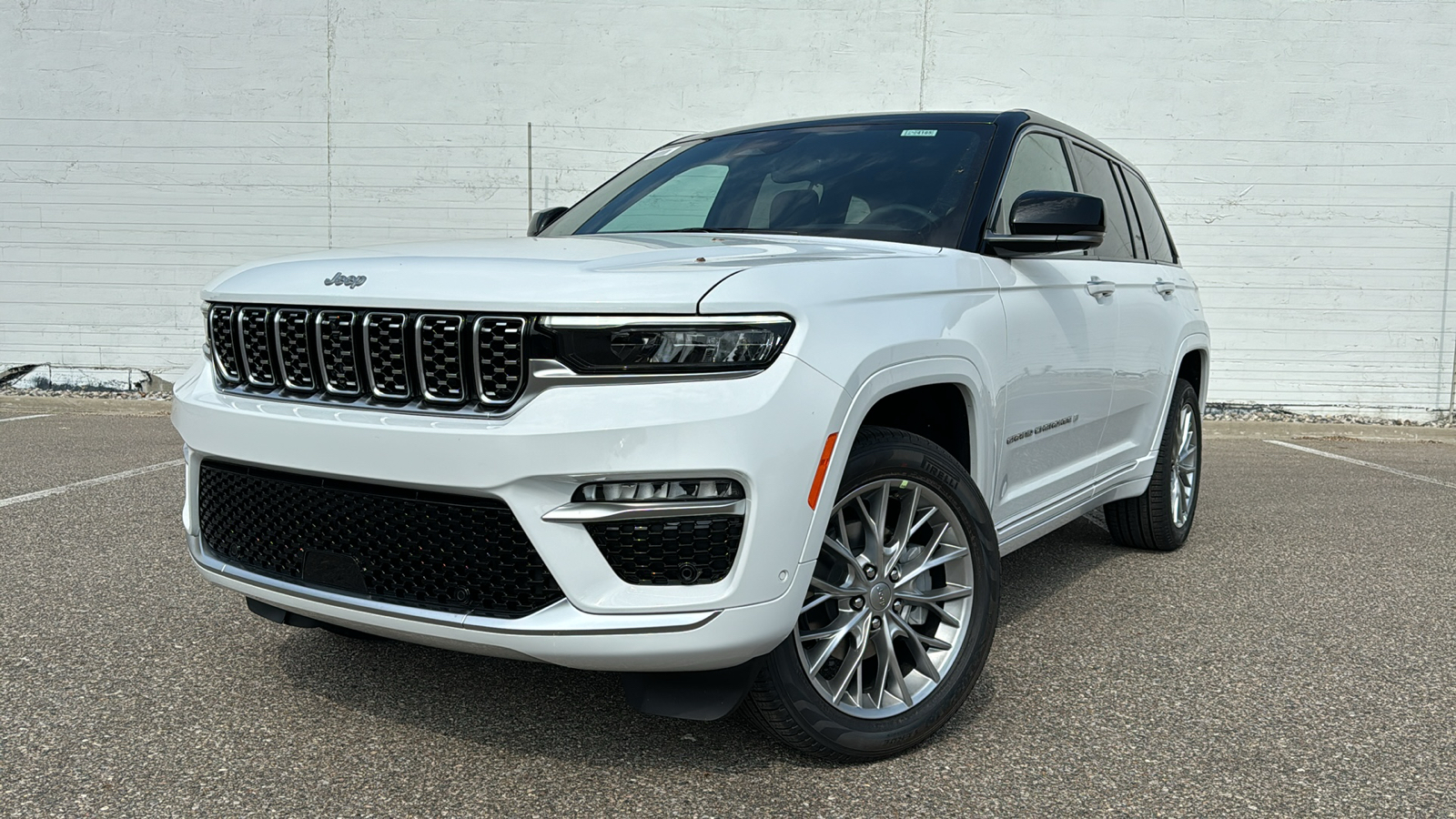 2024 Jeep Grand Cherokee Summit 1