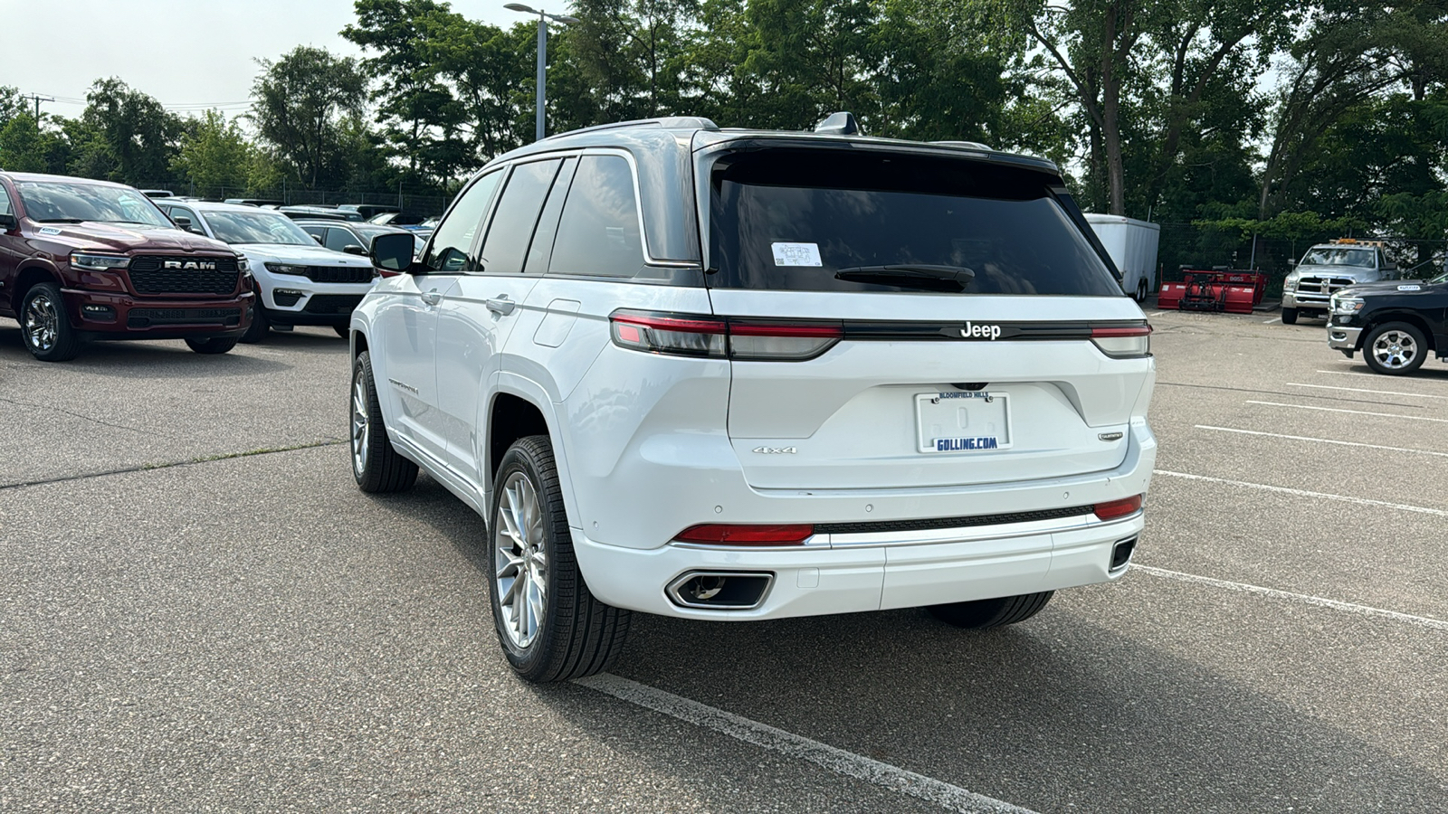 2024 Jeep Grand Cherokee Summit 3