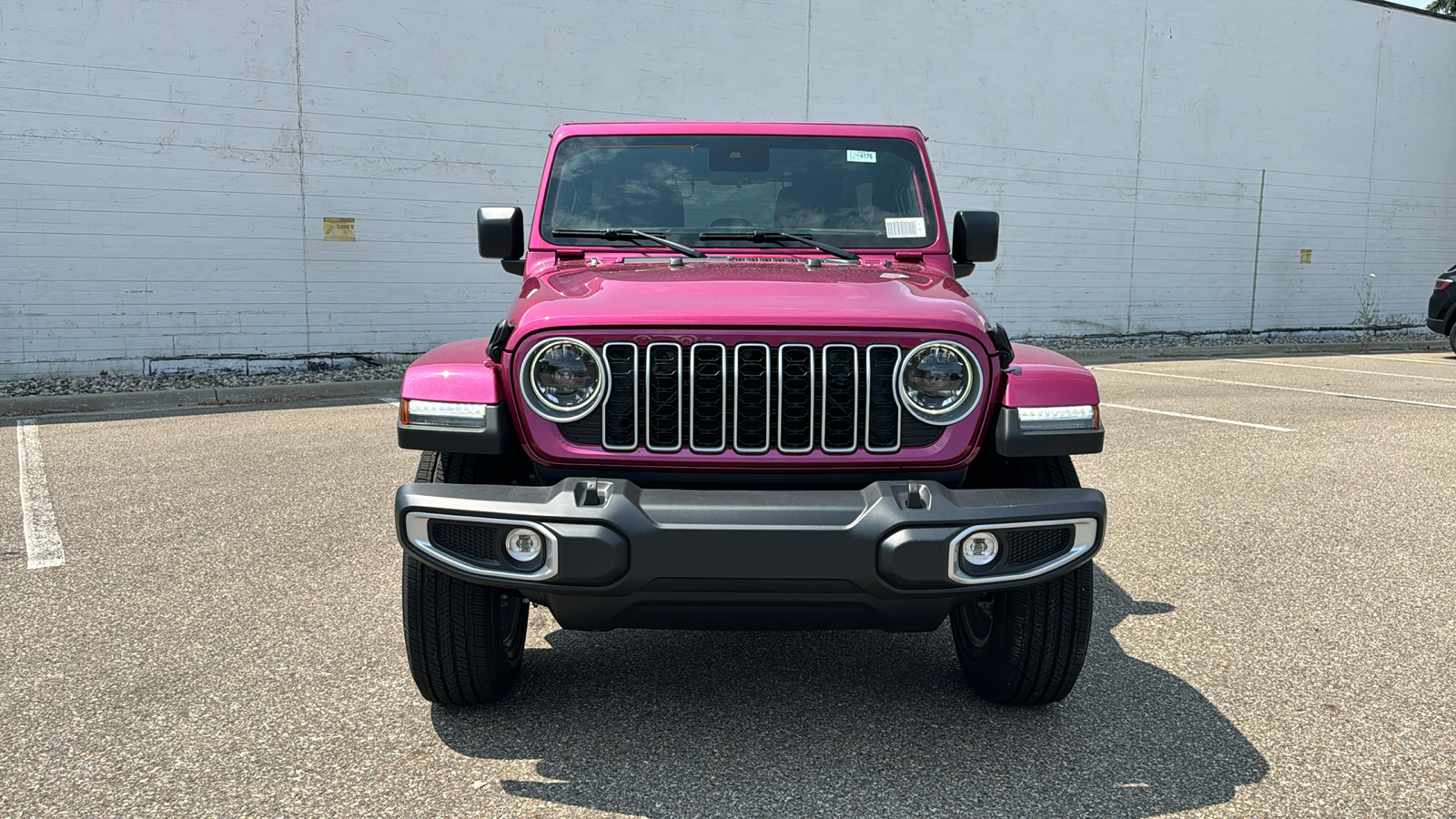 2024 Jeep Wrangler Sahara 8