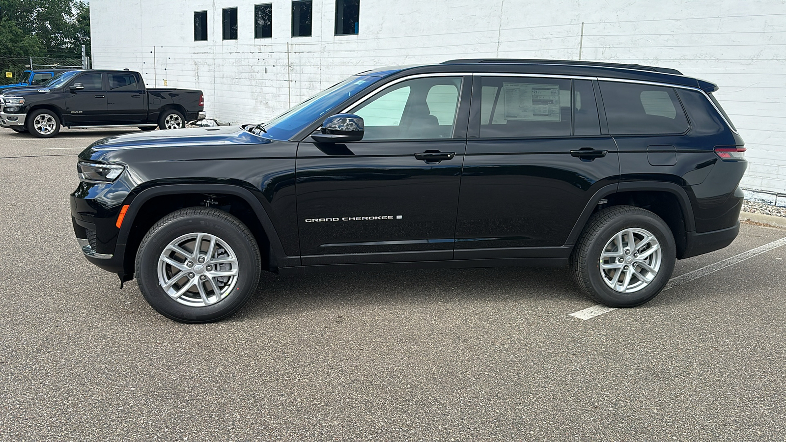 2024 Jeep Grand Cherokee L  2