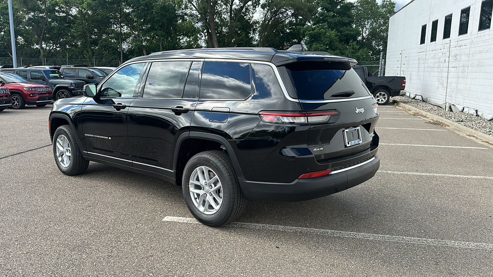 2024 Jeep Grand Cherokee L  3