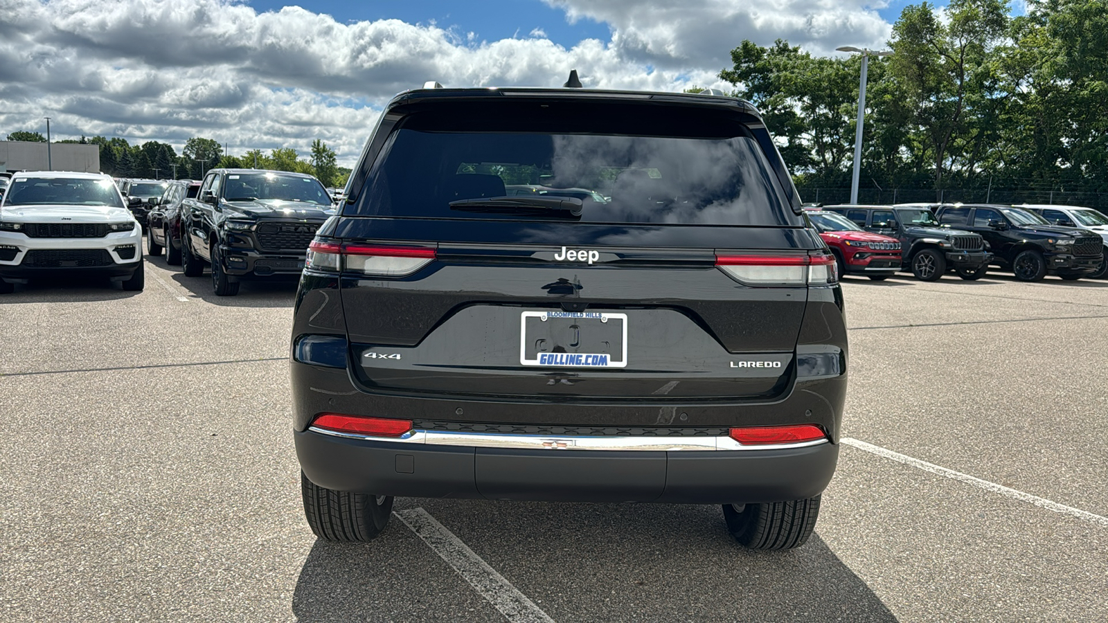 2024 Jeep Grand Cherokee  4