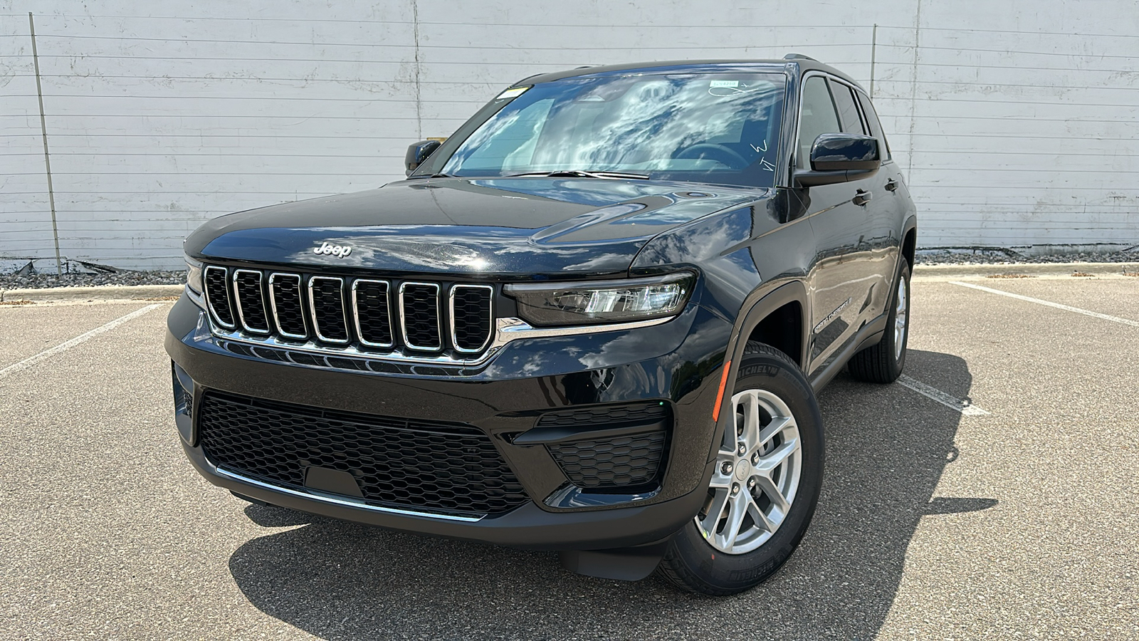 2024 Jeep Grand Cherokee  1