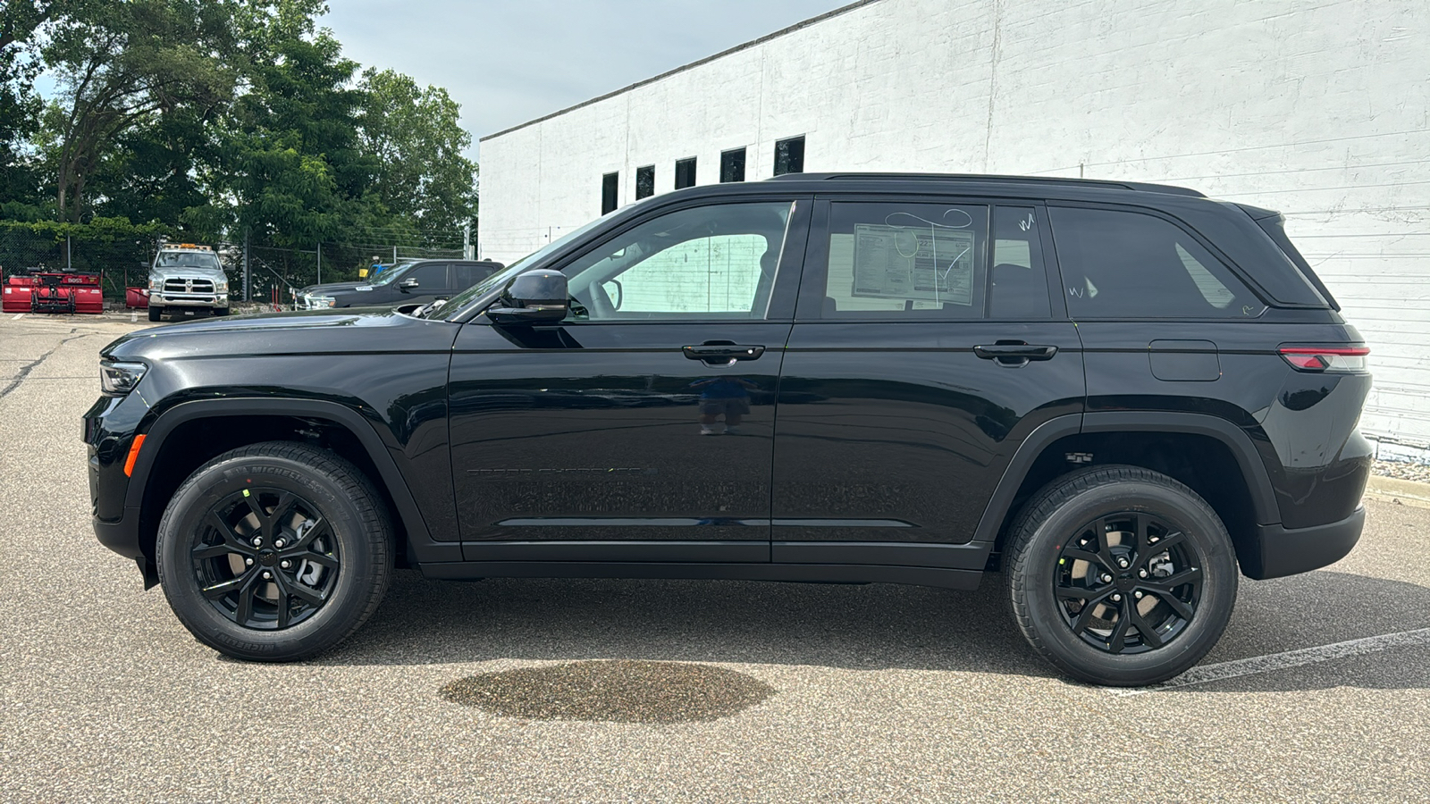 2024 Jeep Grand Cherokee Altitude 2