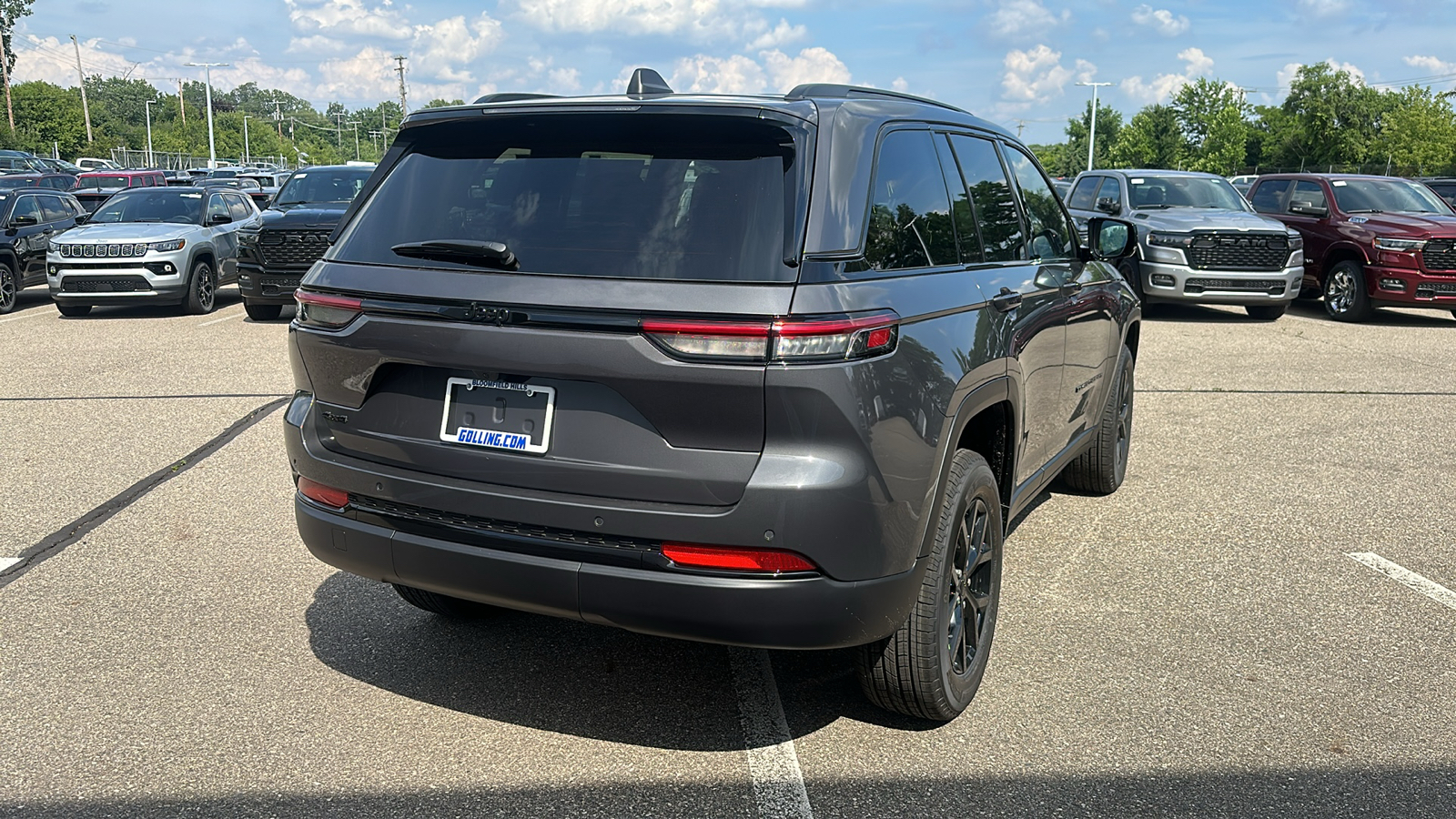 2024 Jeep Grand Cherokee Altitude 5