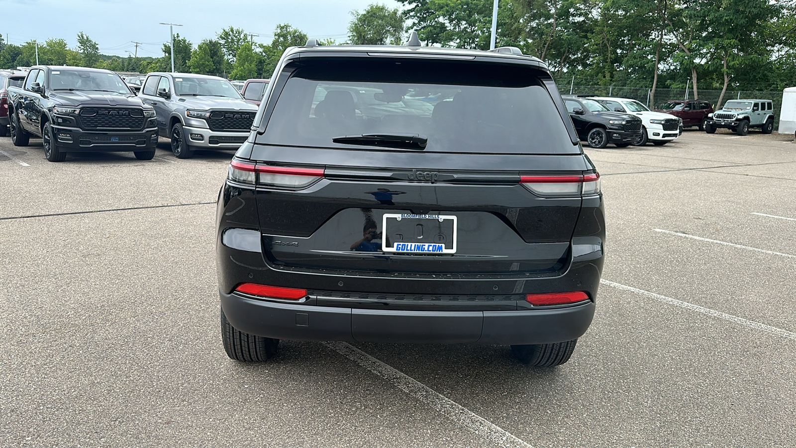 2024 Jeep Grand Cherokee Altitude 4