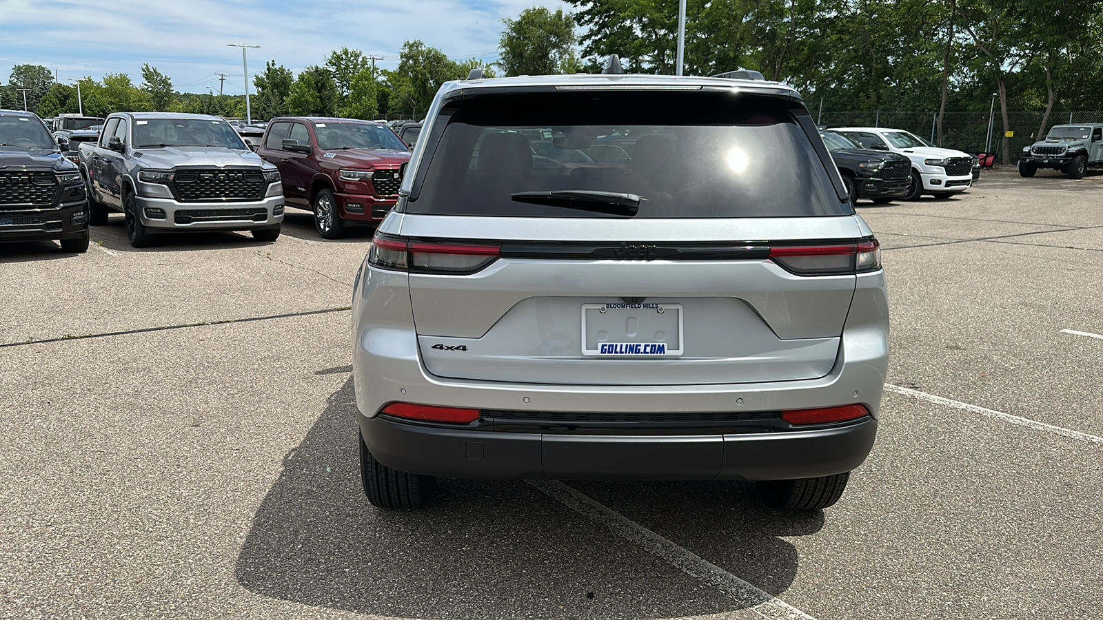 2024 Jeep Grand Cherokee Altitude 4