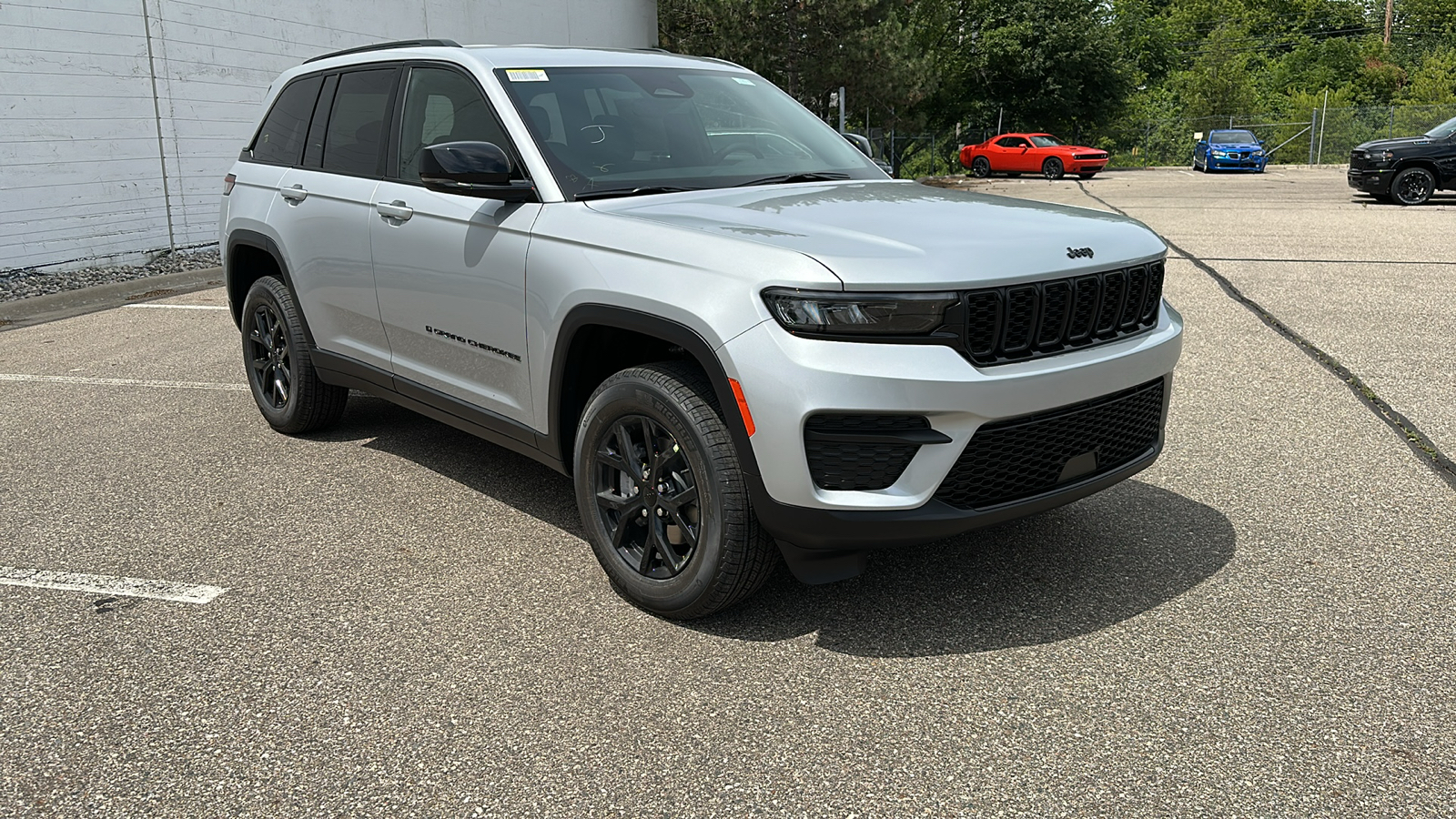 2024 Jeep Grand Cherokee Altitude 7