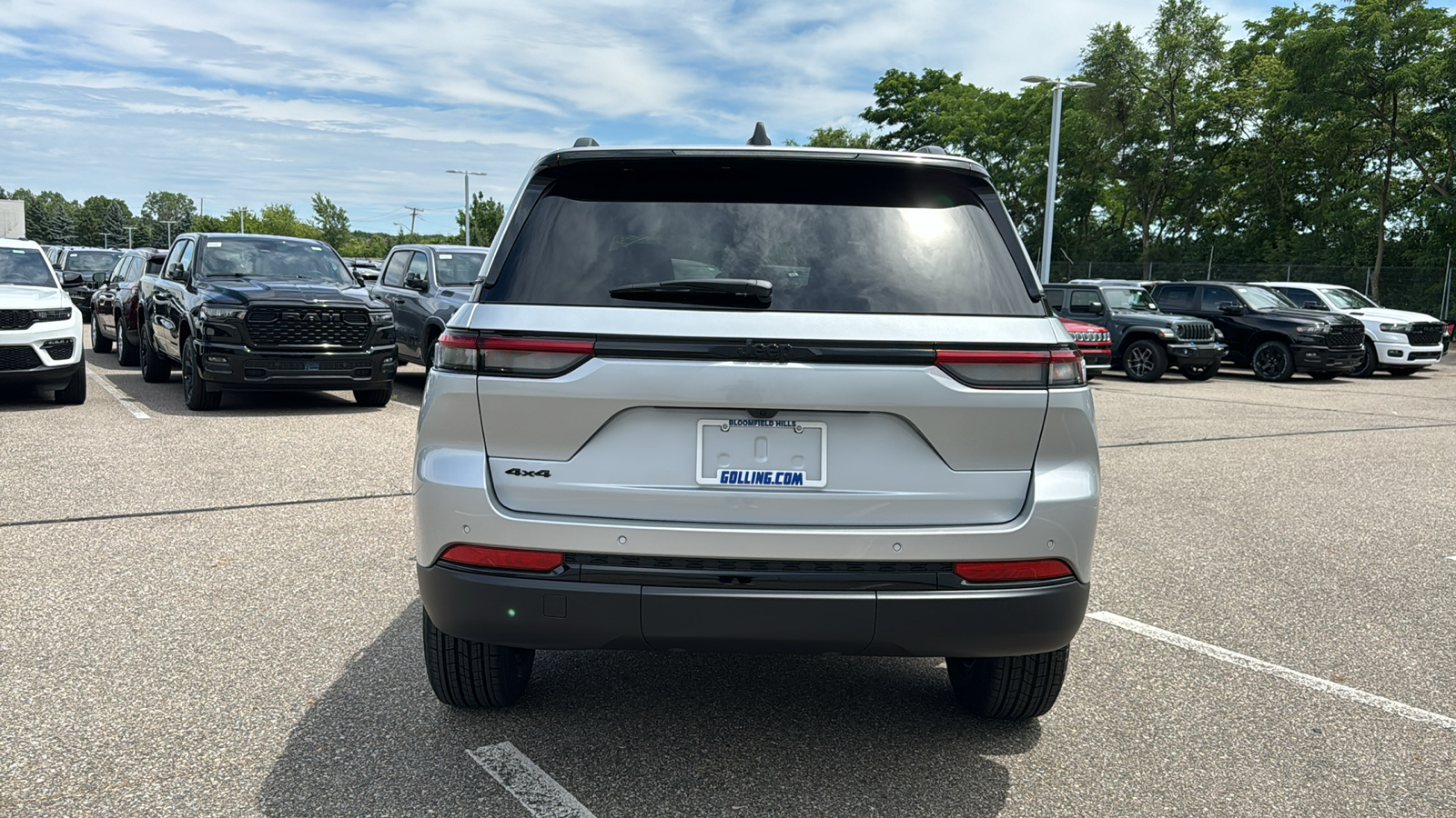 2024 Jeep Grand Cherokee Altitude 4