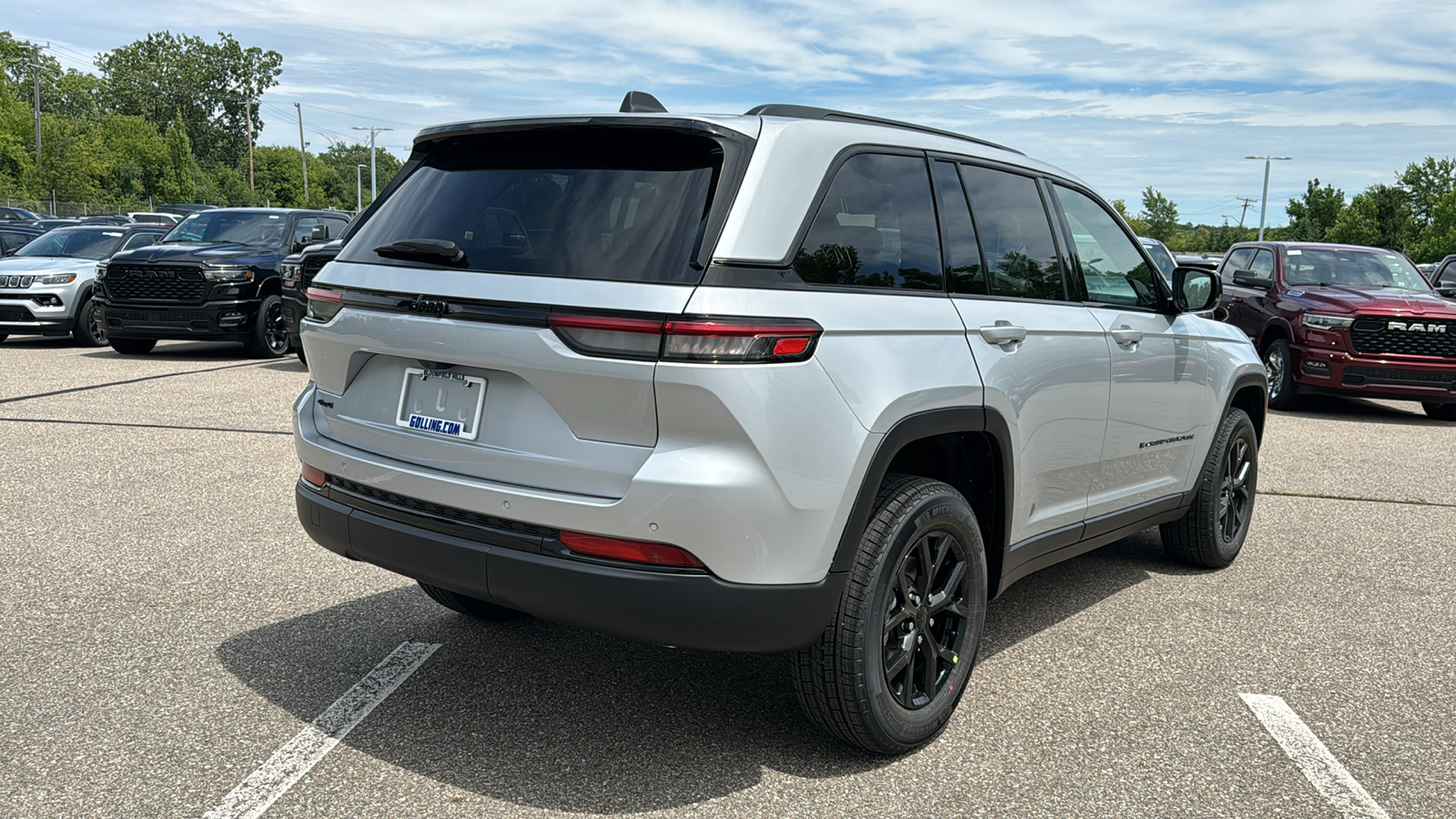 2024 Jeep Grand Cherokee Altitude 5