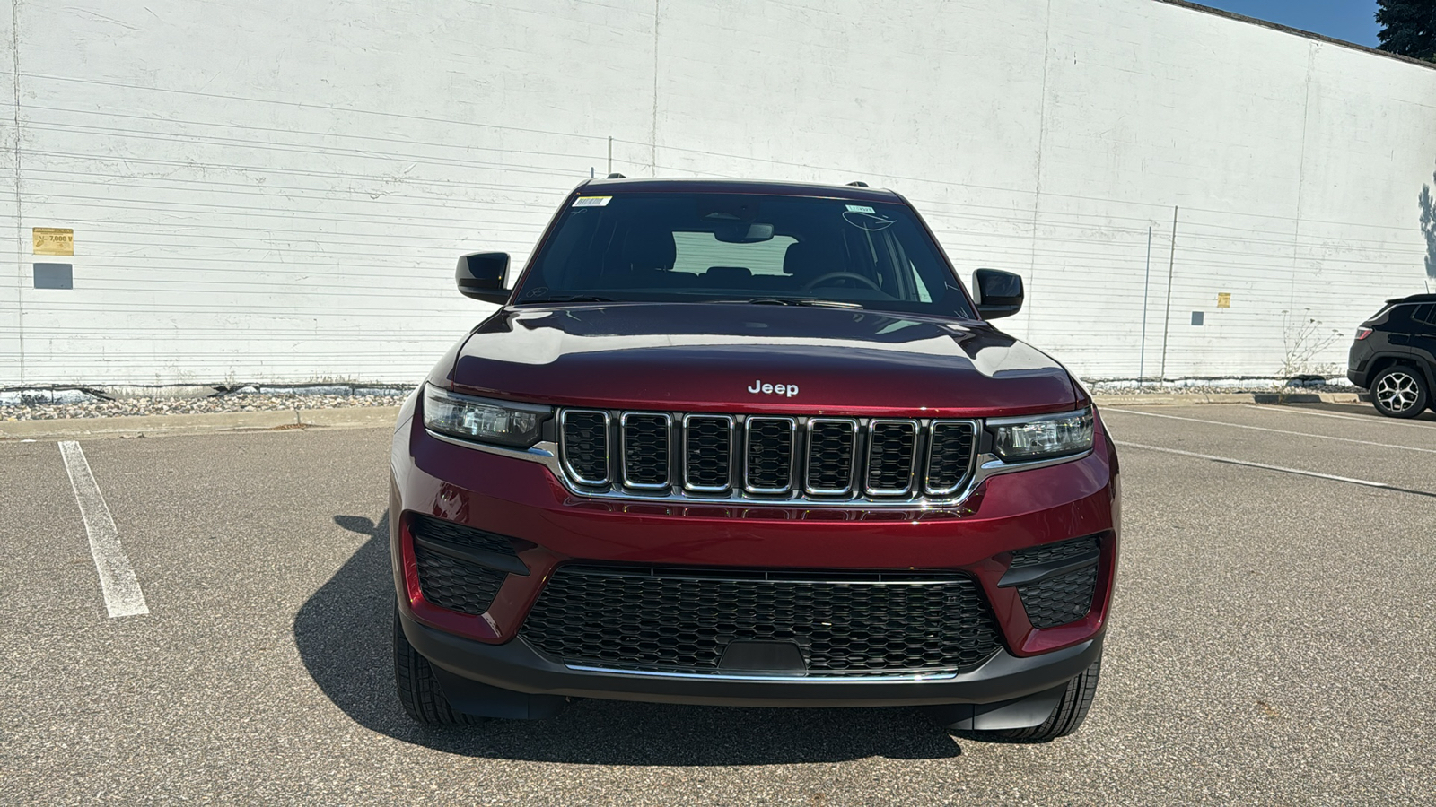 2024 Jeep Grand Cherokee Laredo 8