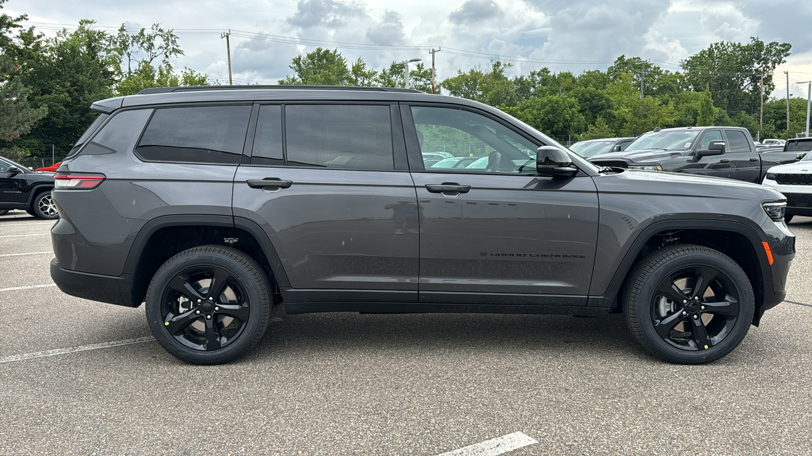 2024 Jeep Grand Cherokee L Limited 6