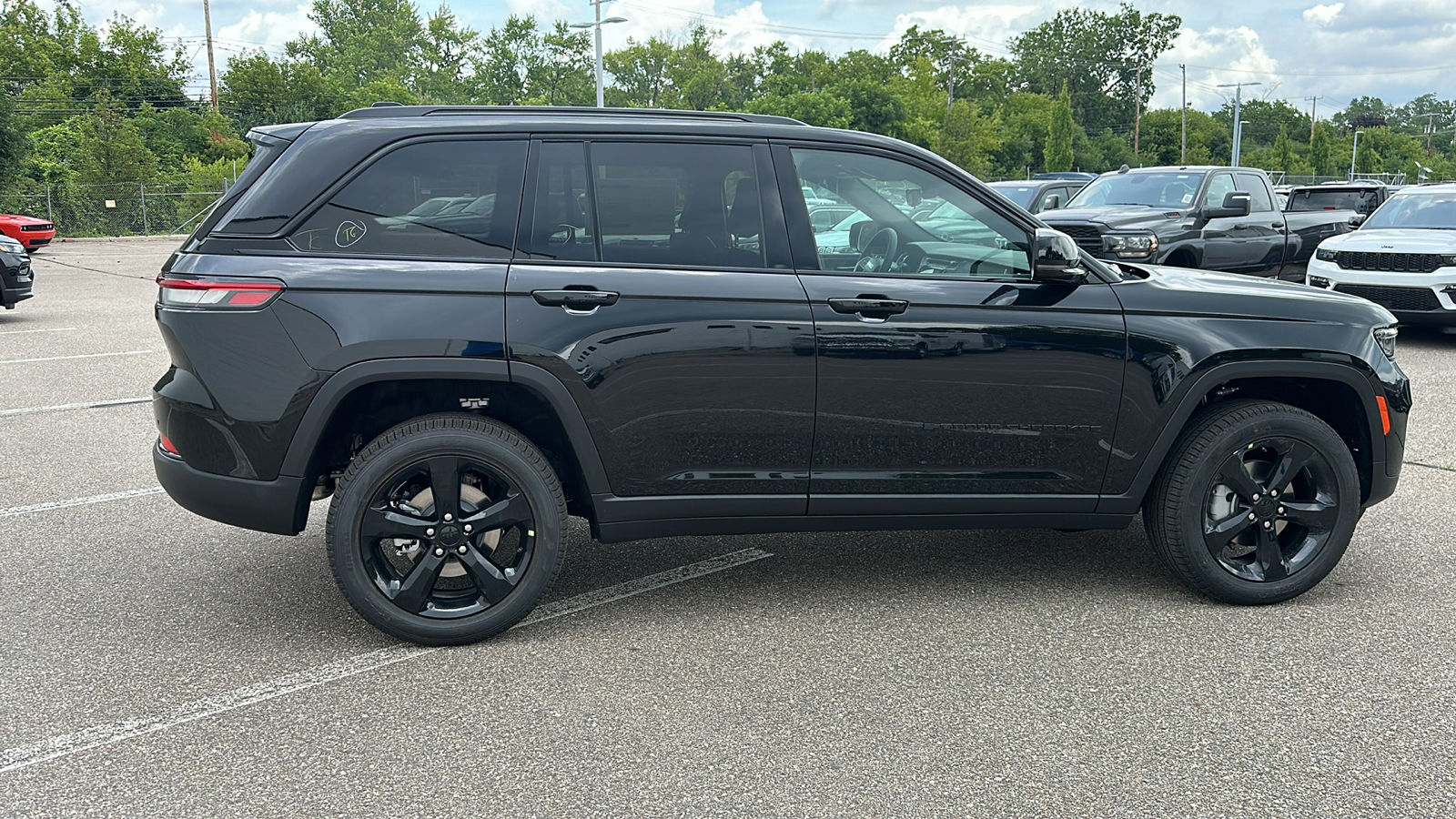 2024 Jeep Grand Cherokee Limited 6