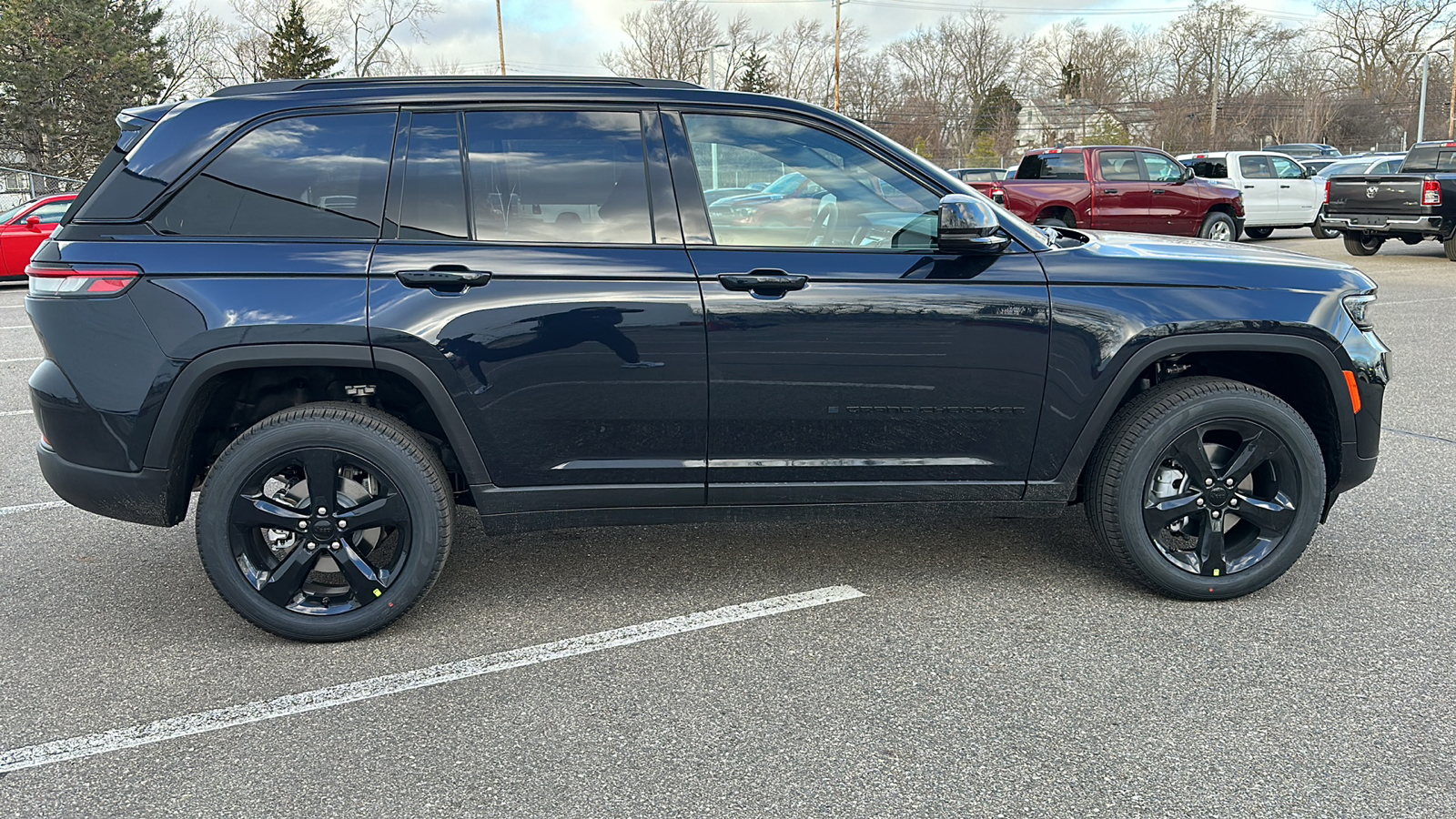 2024 Jeep Grand Cherokee Limited 6