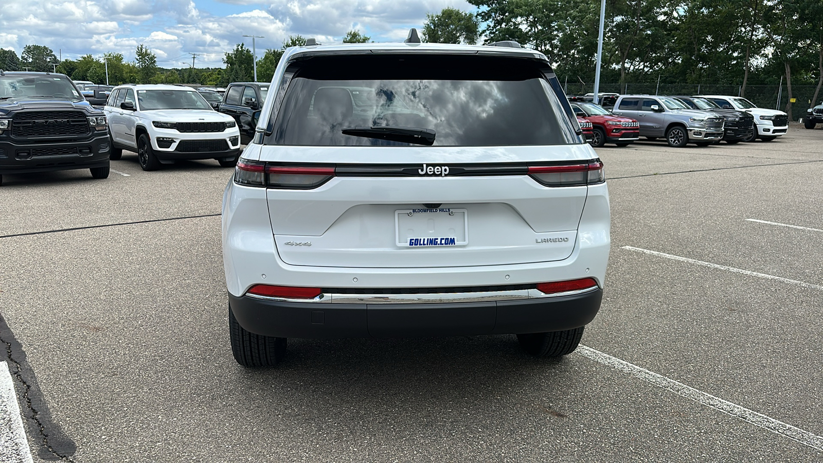 2024 Jeep Grand Cherokee Laredo 4