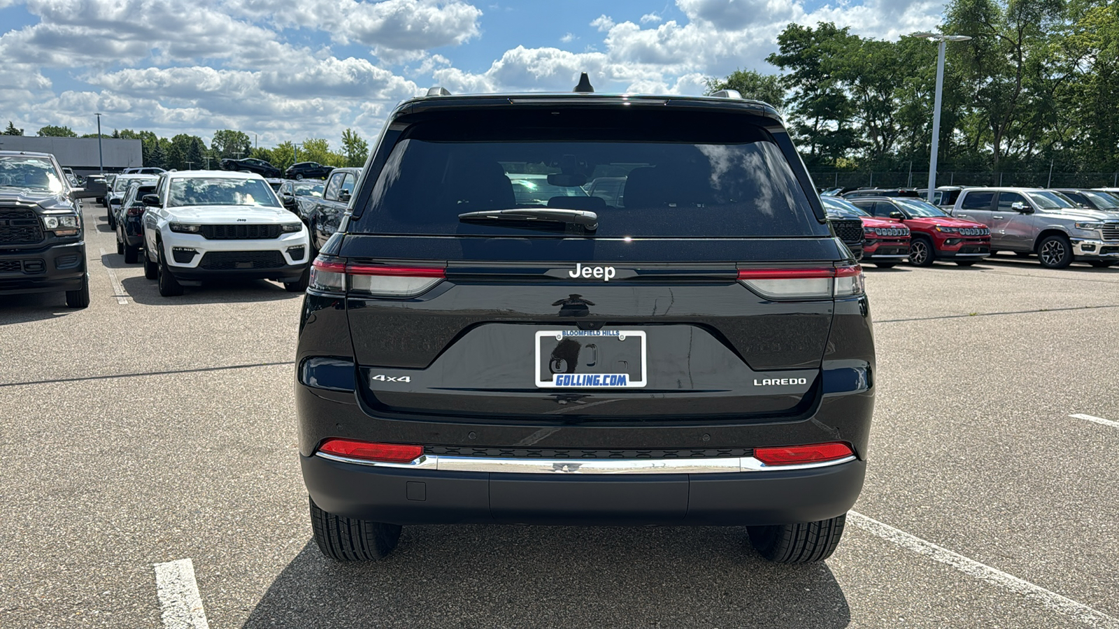 2024 Jeep Grand Cherokee Laredo 4