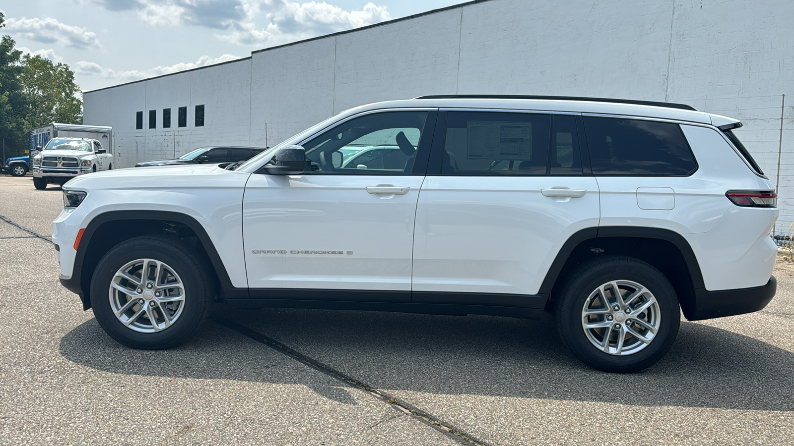 2024 Jeep Grand Cherokee L  2