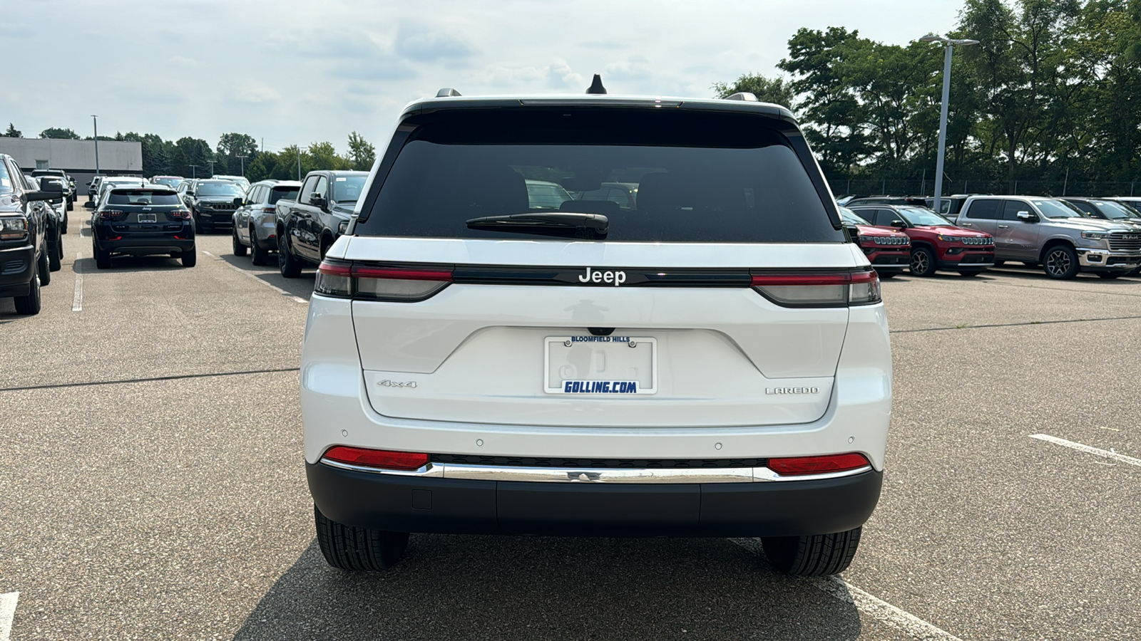 2024 Jeep Grand Cherokee Laredo 4