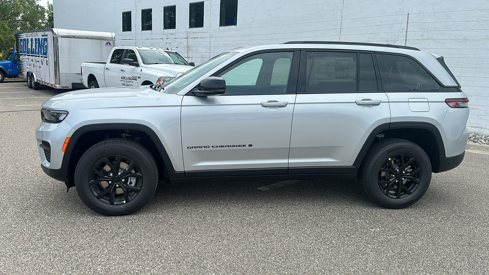 2024 Jeep Grand Cherokee Altitude X 2